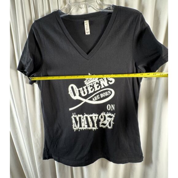 Bella Graphic T-Shirt Queens are born on May 27 Black & White, Sz: M, 73-42 - Picture 5 of 14